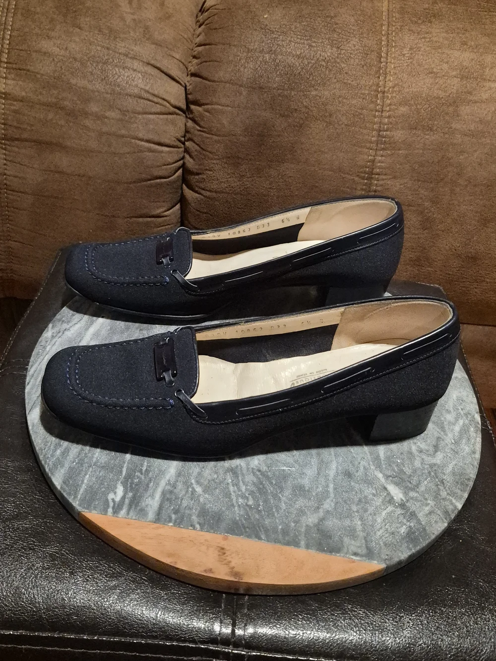 Salvatore Ferragamo Women's Blue Slip-On Loafer Flats Buckle Almond Toe 6.5 B